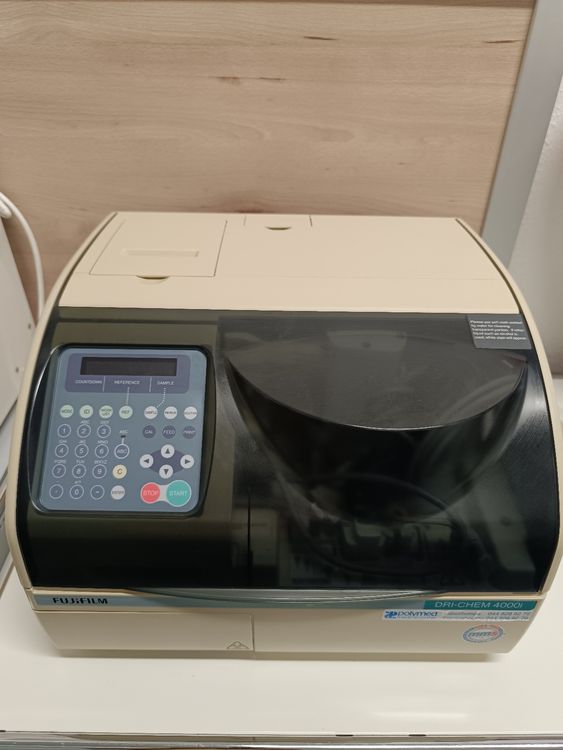 FUJI DRI-CHEM 4000i .Biochemische Analysatoren — | Kaufen auf Ricardo