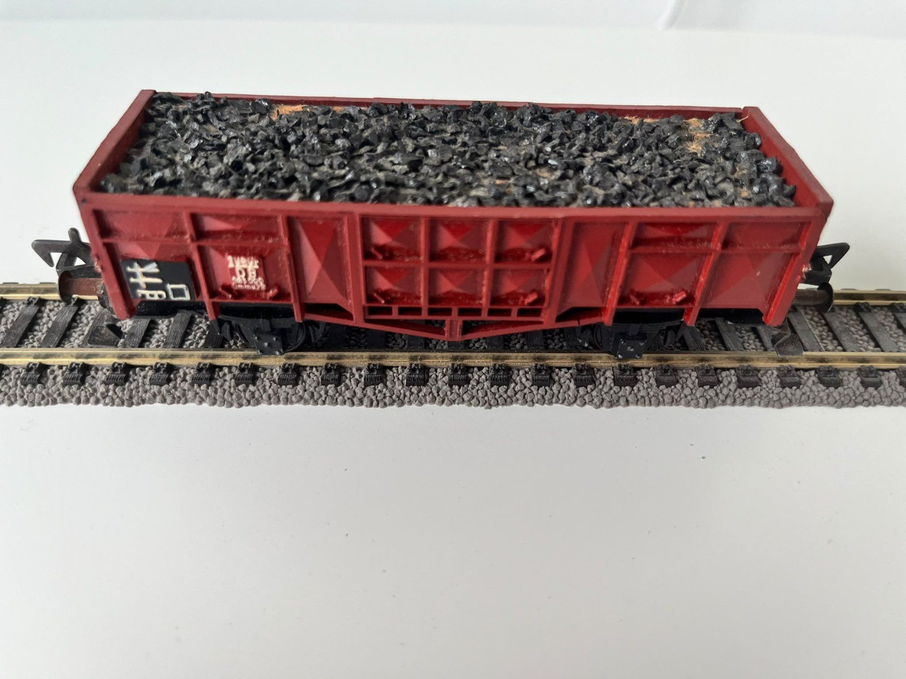 Fleischmann Modellini di ferrovie: Zwei Fleischmann Güterwaggons – Usato da Baden venduto da Muschti 3