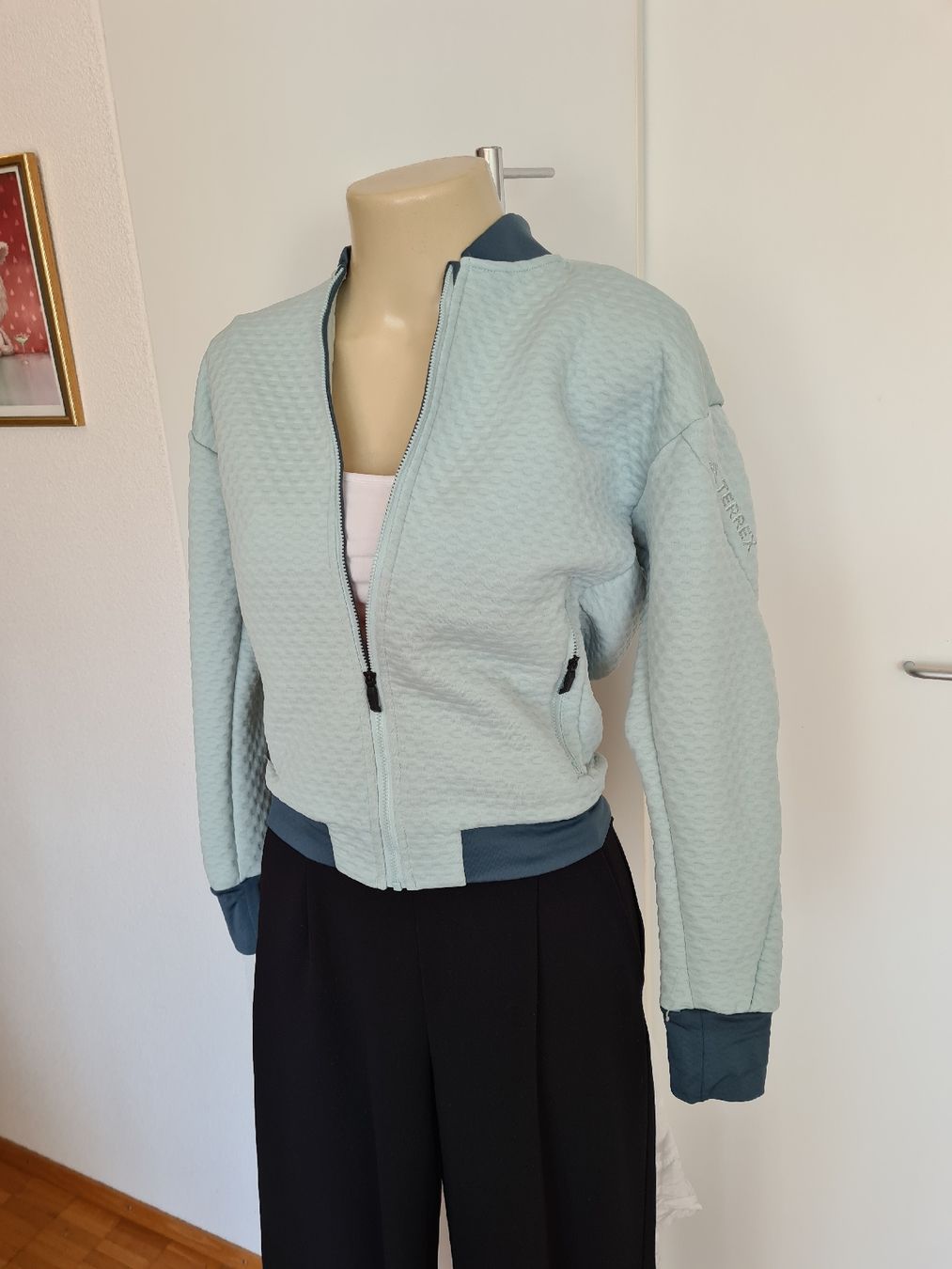 Adidas Giacche: Adidas TERREX Damenjacke Grösse S – Usato da Schlieren venduto da adidasoutlet 5
