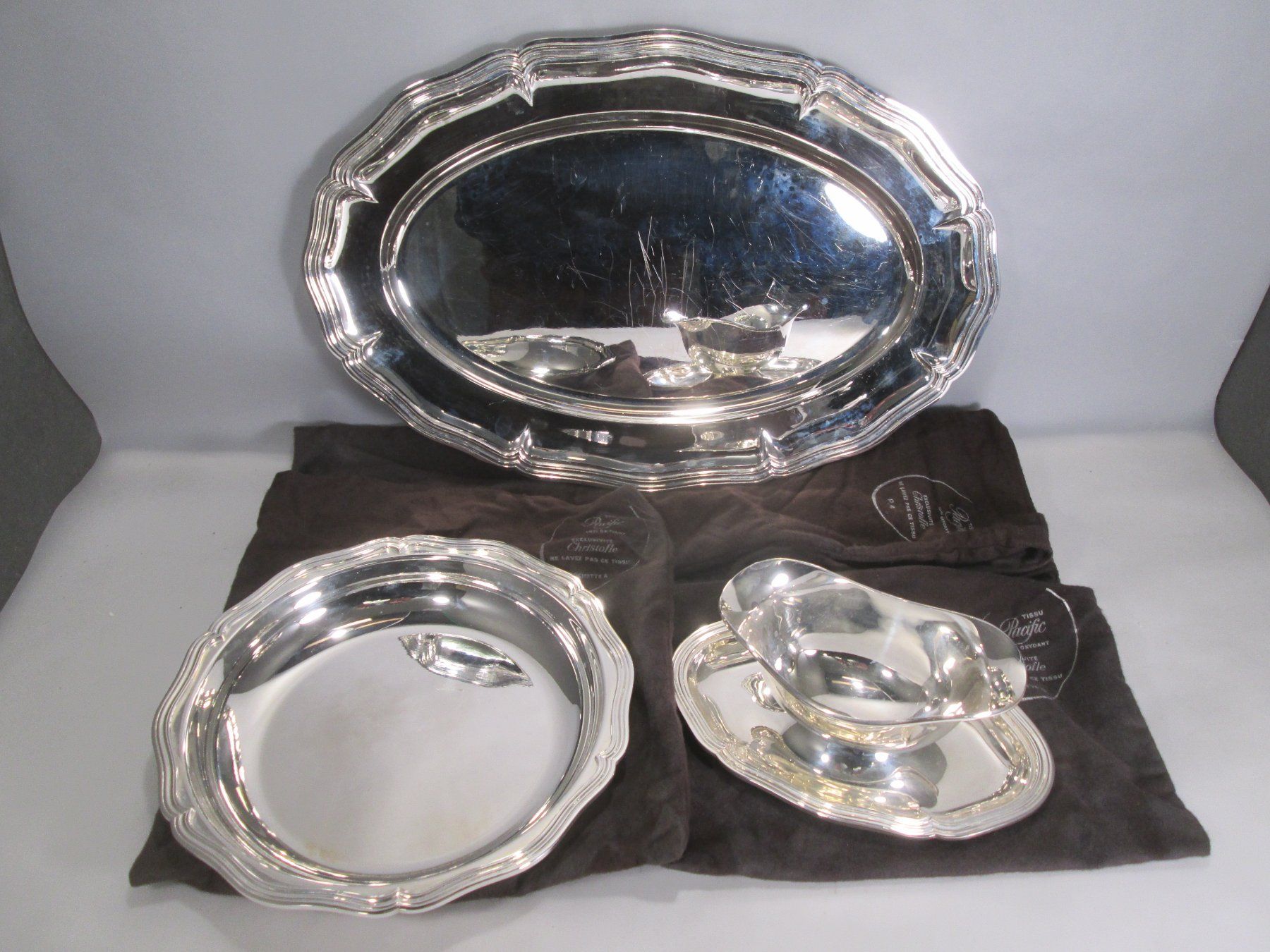 Christofle Set di piatti: original vintage CHRISTOFLE 3-er Servier-Set, versilbert – Usato da Rapperswil SG venduto da designandmore
