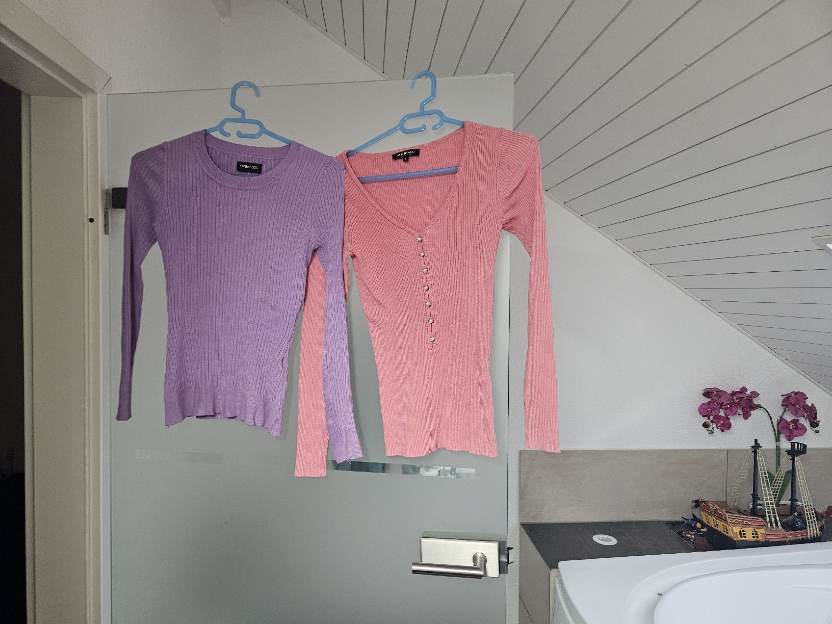 Morgan T-shirt: 2 Langarmtshirt 's Gr. S – Usato da Niederwil AG venduto da marciag