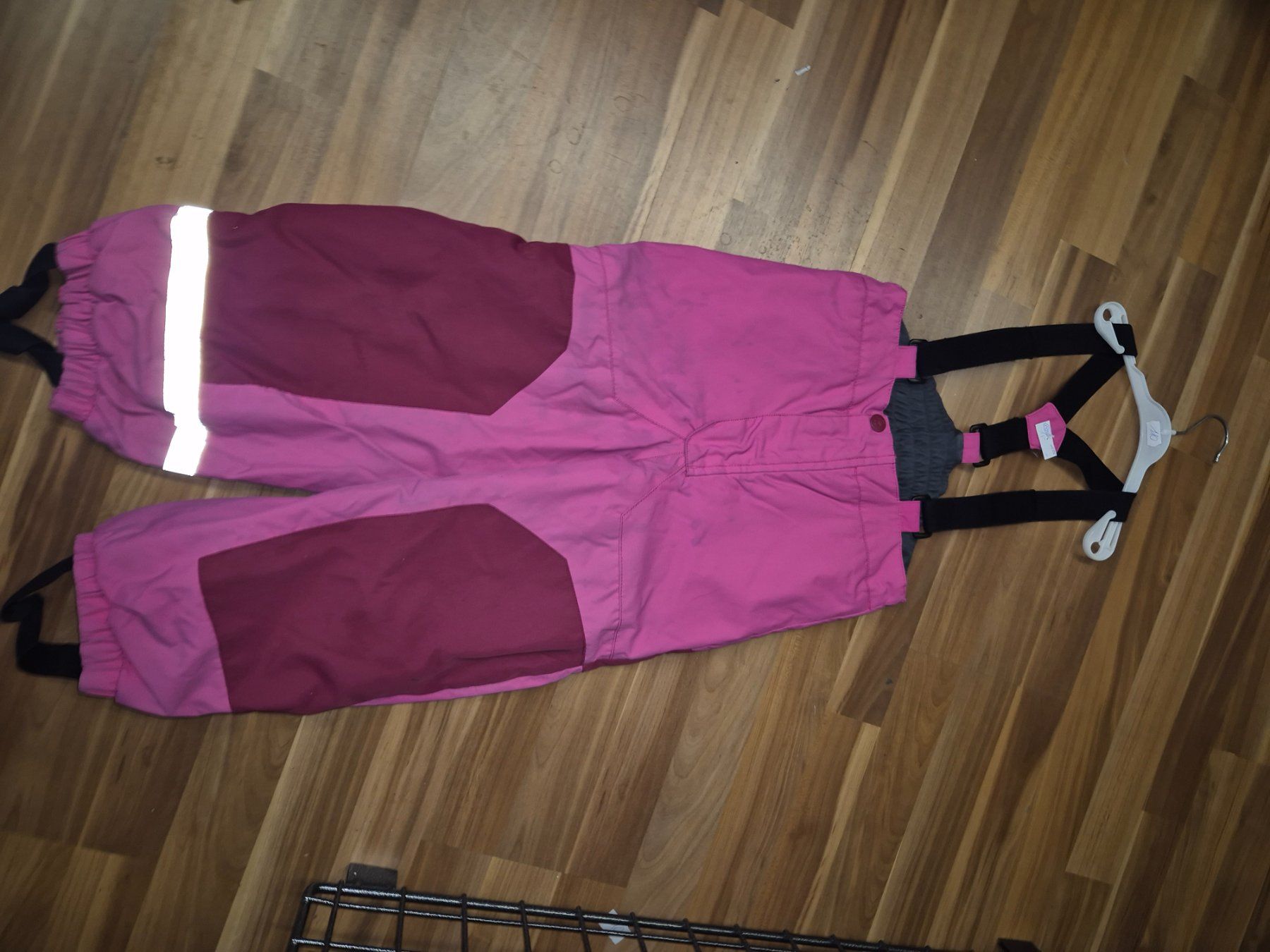 H&M Pantalons: Skihose H&m gr 110 B – D'occasion à Schwarzenburg par Flamingo07