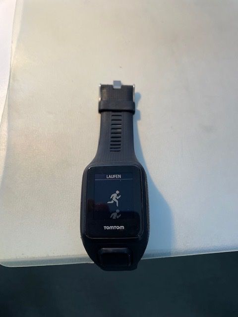 Tomtom Smartwatch: Tomtom GPS Uhr Smartwatch – Gebraucht aus Oberwil BL von sut_k99k 1