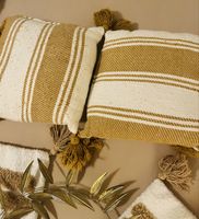 Kuschelige Herbstdeko: Kissen & Decke beige/gold