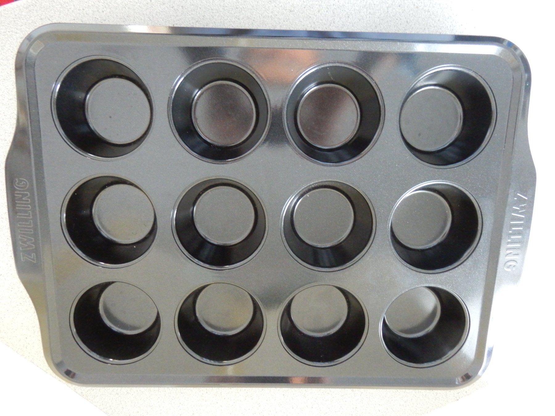 Zwilling Teglie da forno: Zwilling Muffin Backform, 12 Stück – Nuovo (secondo la descrizione) da Burgdorf venduto da Liss 2