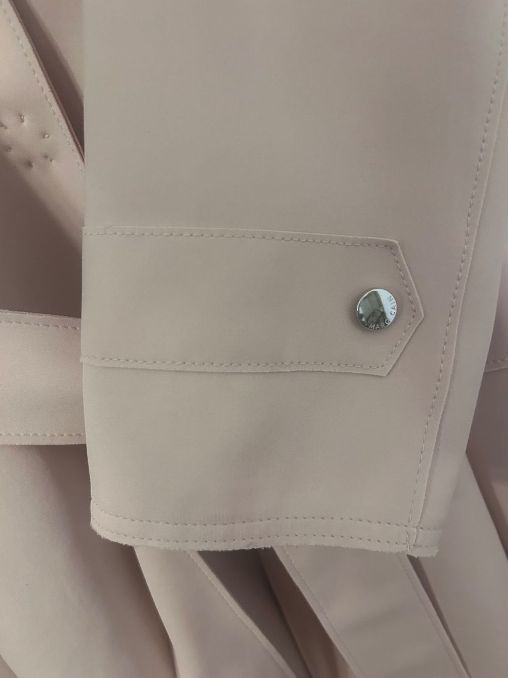 Marc Cain Mäntel: Marc Cain Trenchcoat rosa – Gebraucht aus Zürich von OLDandNEW. 5