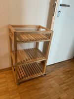 Küchenwagen aus Holz mit drei Ablagen auf Rollen