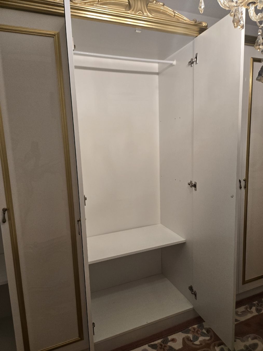 Betten: Schlafzimmer komplett.  – Gebraucht aus thun von Matina 6