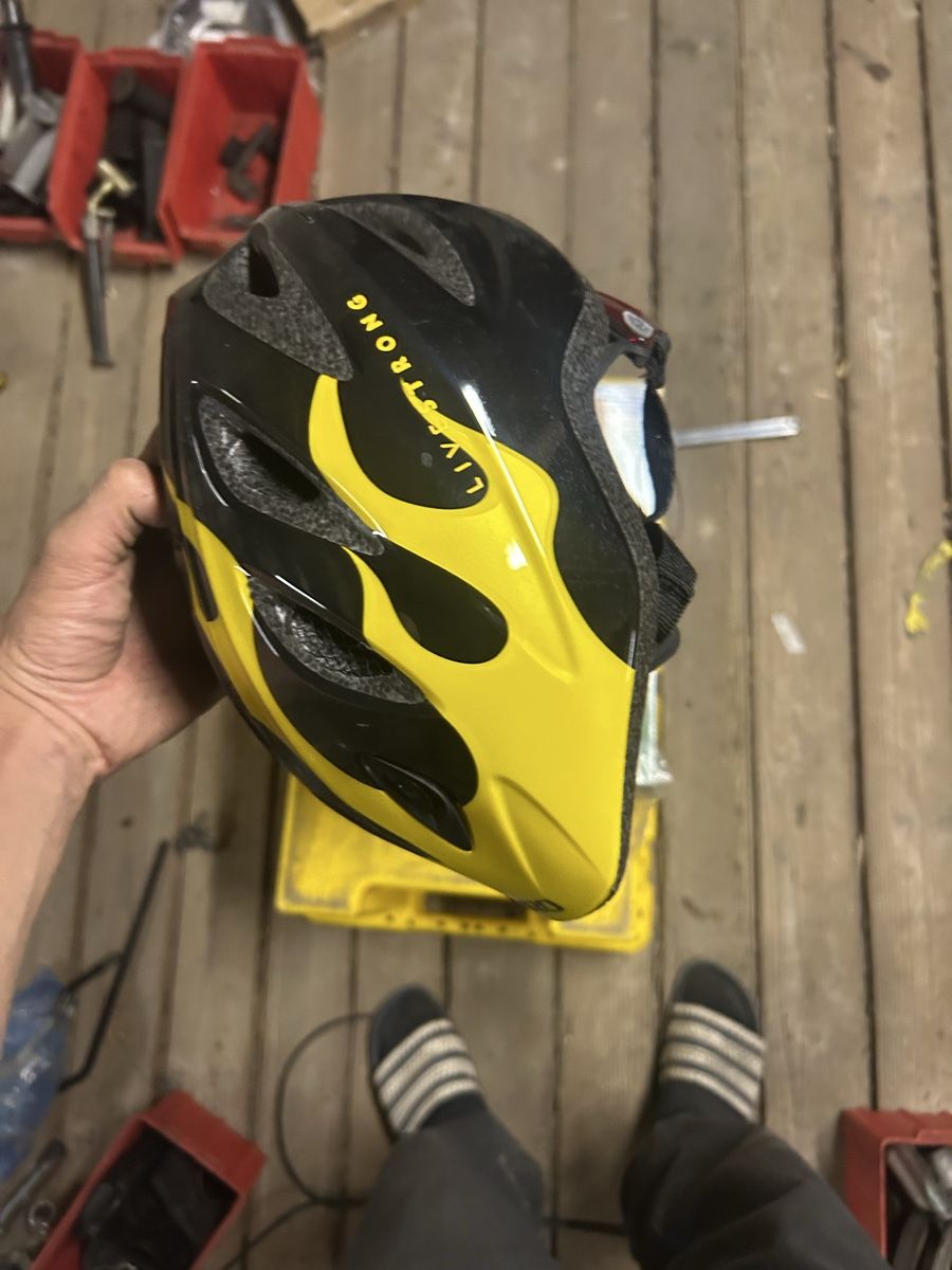Caschi: Kinder Fahrradhelm (1) – Nuovo (secondo la descrizione) da Lenzburg venduto da min_8r8k 1