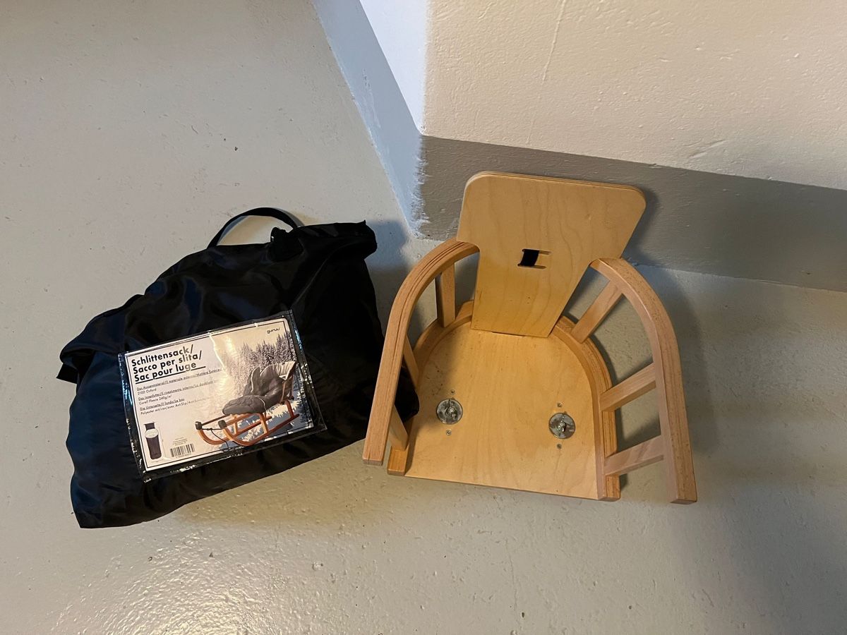Sacchi a pelo: Quanuu Schlittenfusssack mit Schlittensitz. – Nuovo e nell'imballaggio originale da Frauenfeld venduto da Tesese 1