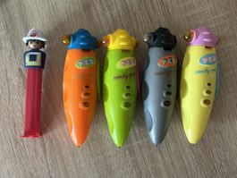 Lot de 4 distributeurs stylos PEZ rare
