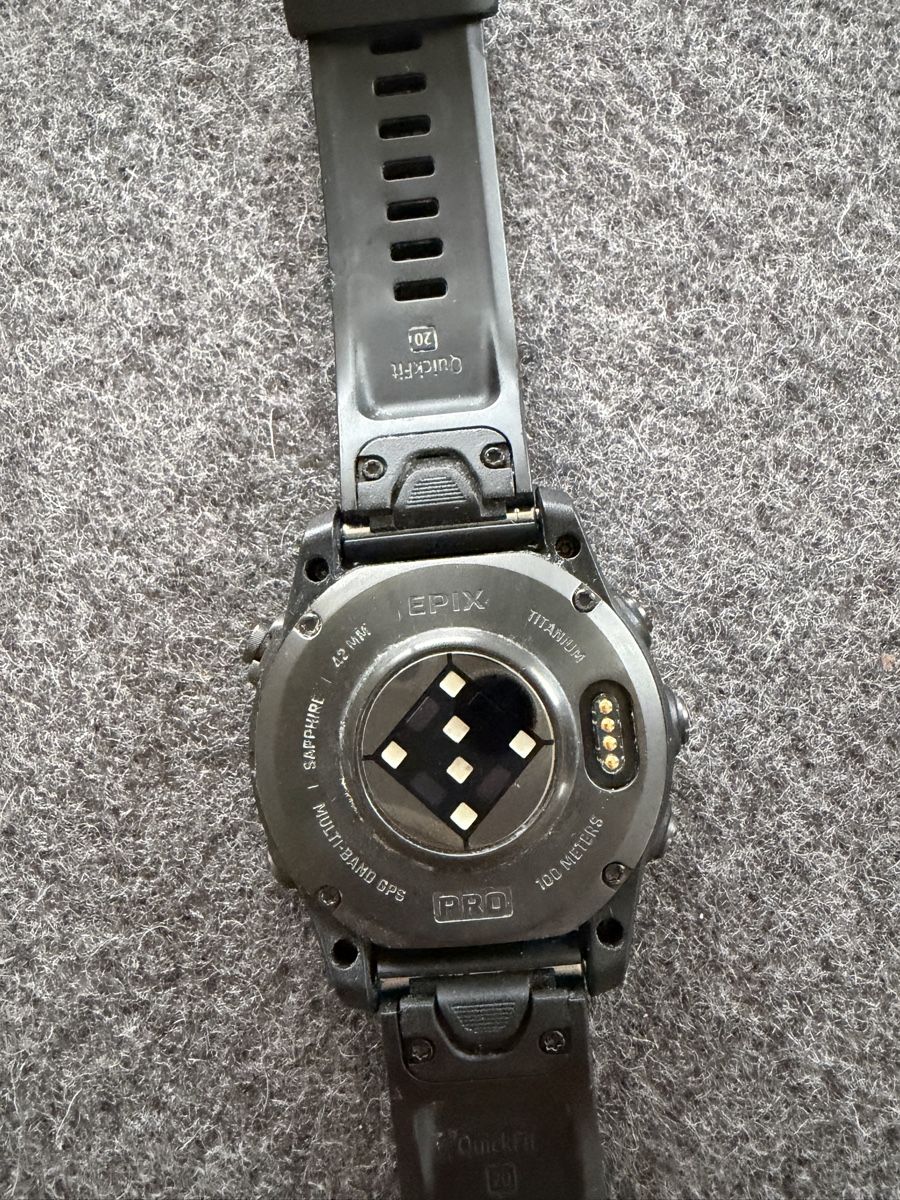 Garmin Smartwatch: Garmin epic pro 2 42 mm sapphire  – Usato da Bern venduto da kpo_s896 6