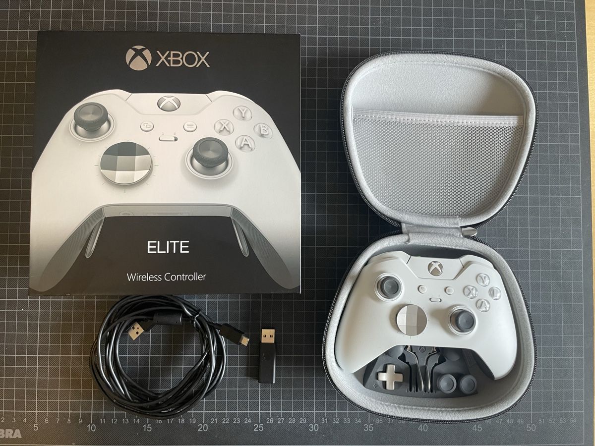 Microsoft Manettes: XBOX Elite Wireless Controller (Gen 1) – D'occasion à Luzern par MaSt_808 1