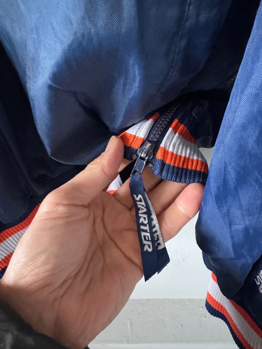 Maglioni & Felpe: Vintage Starter pullover 1990 Chicago Bears MEN M – Usato da Neuchâtel venduto da _Easy_to_Find_ 5