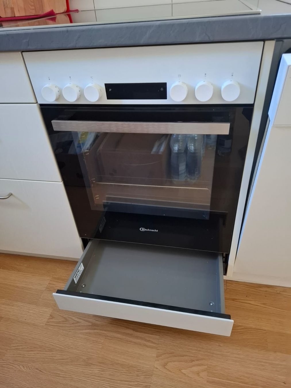 Bauknecht Backöfen: Backofen mit Herdplatte Bauknecht – Gebraucht aus Birsfelden von aer_q78f 1