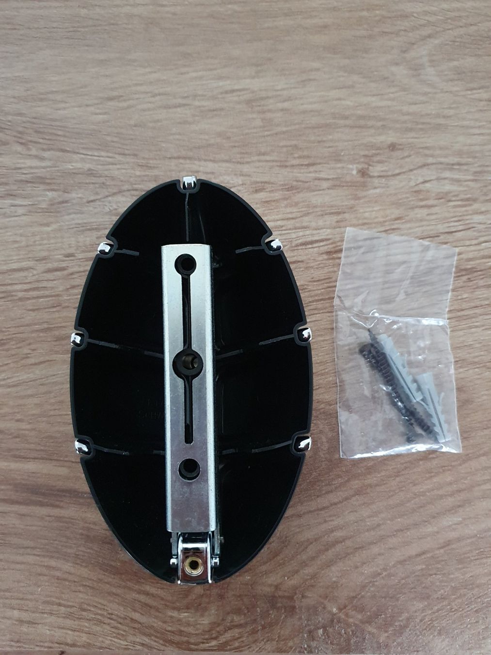 Guardaroba: Design - Kleiderhaken BUG SPINDER - 2 STÜCK – Nuovo e nell'imballaggio originale da Gettnau venduto da Kohchang 5