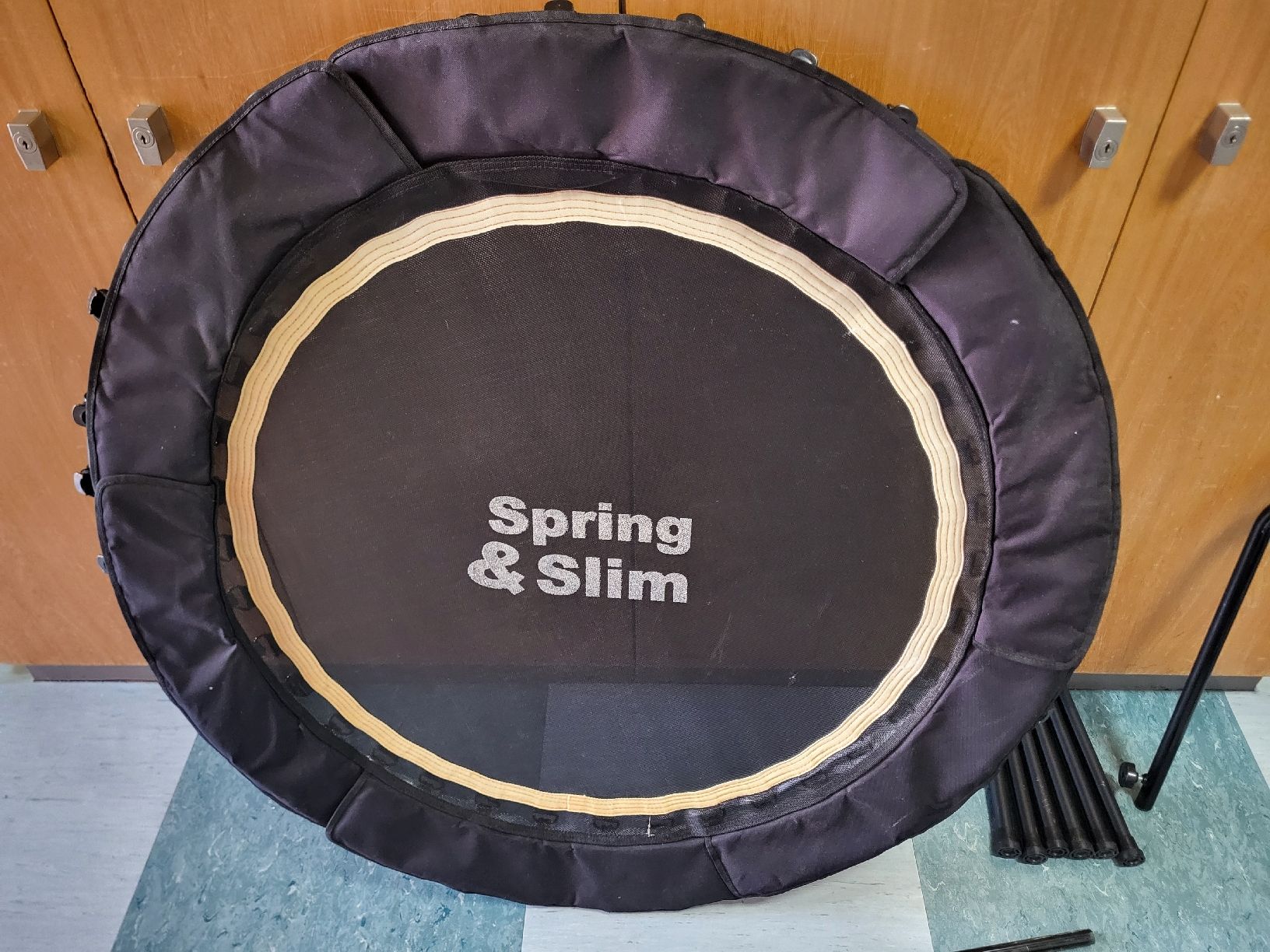 Trampoline: Fitness Trampolin mit verstellbarem Handgriff – Gebraucht aus Kaltbrunn von Schupplimeister