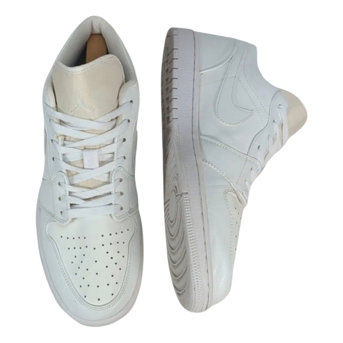 Jordan Chaussures hommes: Jordan 1 low Triple White T45 – D'occasion à Le Locle par sAm_2112 1