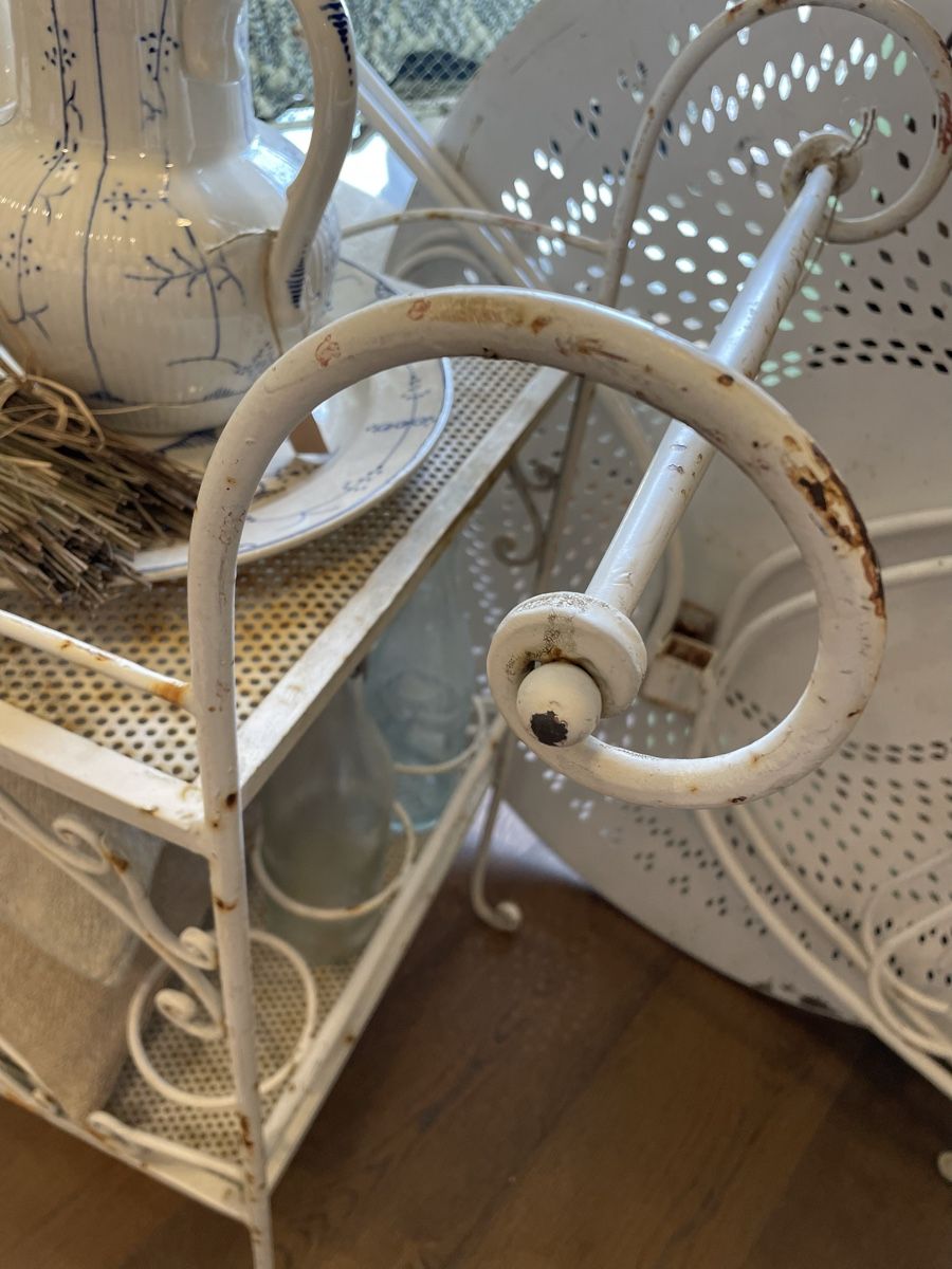 Carrelli di servizio: Shabby Chic Servierwagen – Usato da Sirnach venduto da dasrosahaus 3