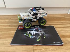 LEGO Technic 42047 Polizei Truck mit Anleitung, Top Zustand!