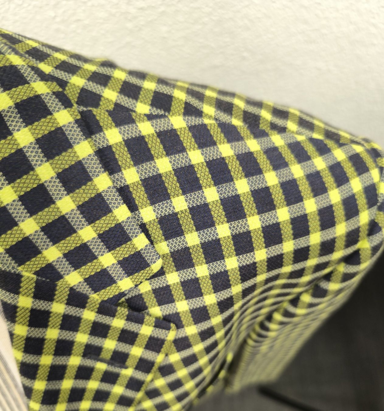 Vestes: VERSACE Sakko Grün Karo ( Gr. 50 ) – D'occasion à Rüti ZH par Restwert_Rueti_ZH 2