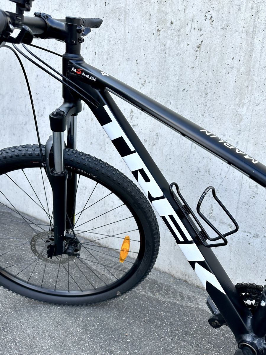Trek Biciclette: Trek Marlin 4 M Wheel Matte black – Usato da Luzern venduto da HochM16 5