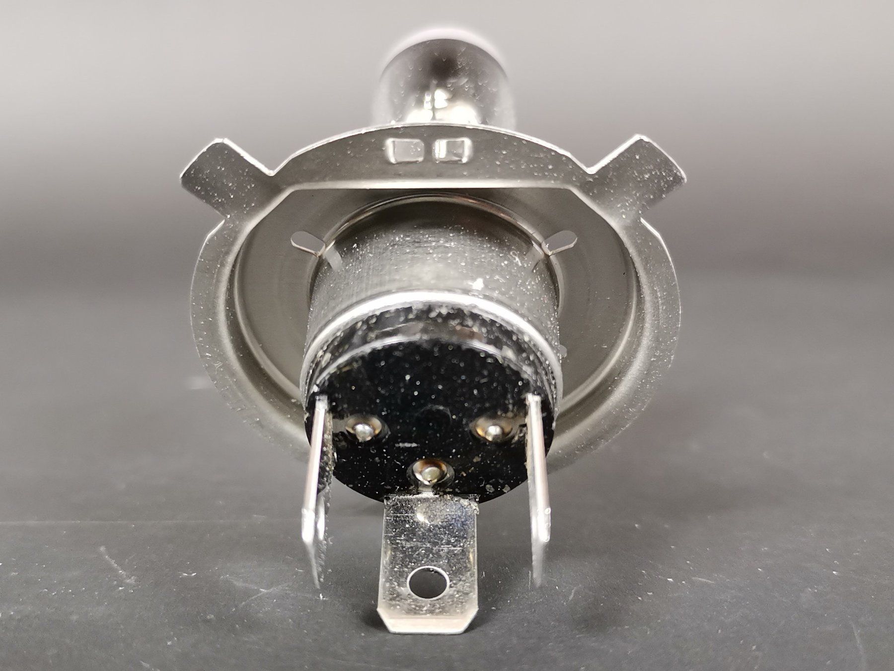 Fari: OSRAM Halogen Bilux H 4 Birne 12 Volt – Usato da Schaffhausen venduto da Restwert_SH 1