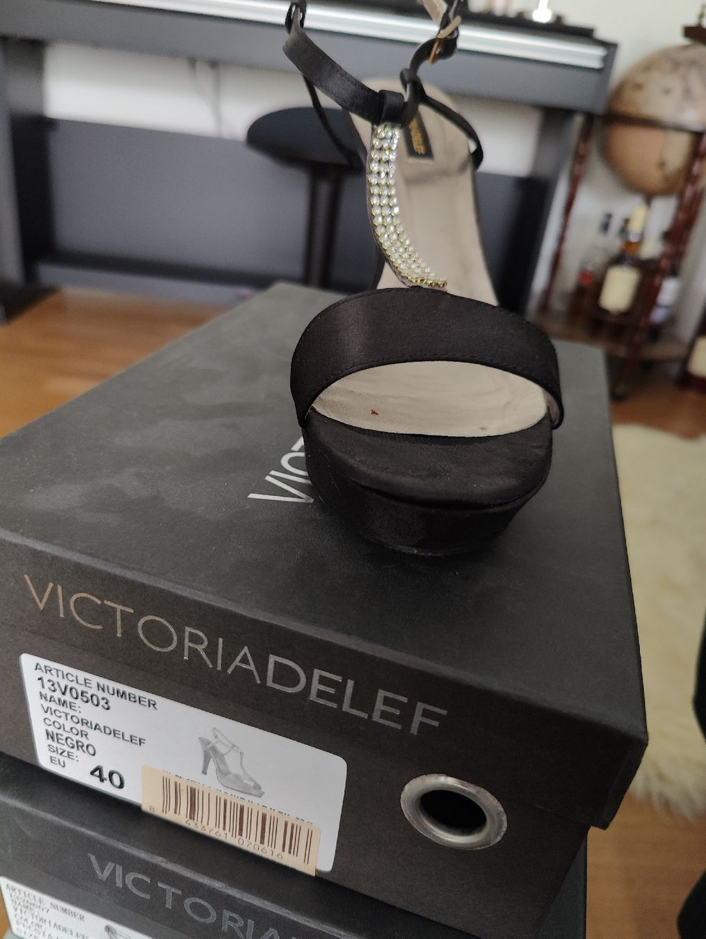 Chaussures femmes: Victoria Delef High Heel Gr.40 – D'occasion à Adliswil par tan_mpy7 2