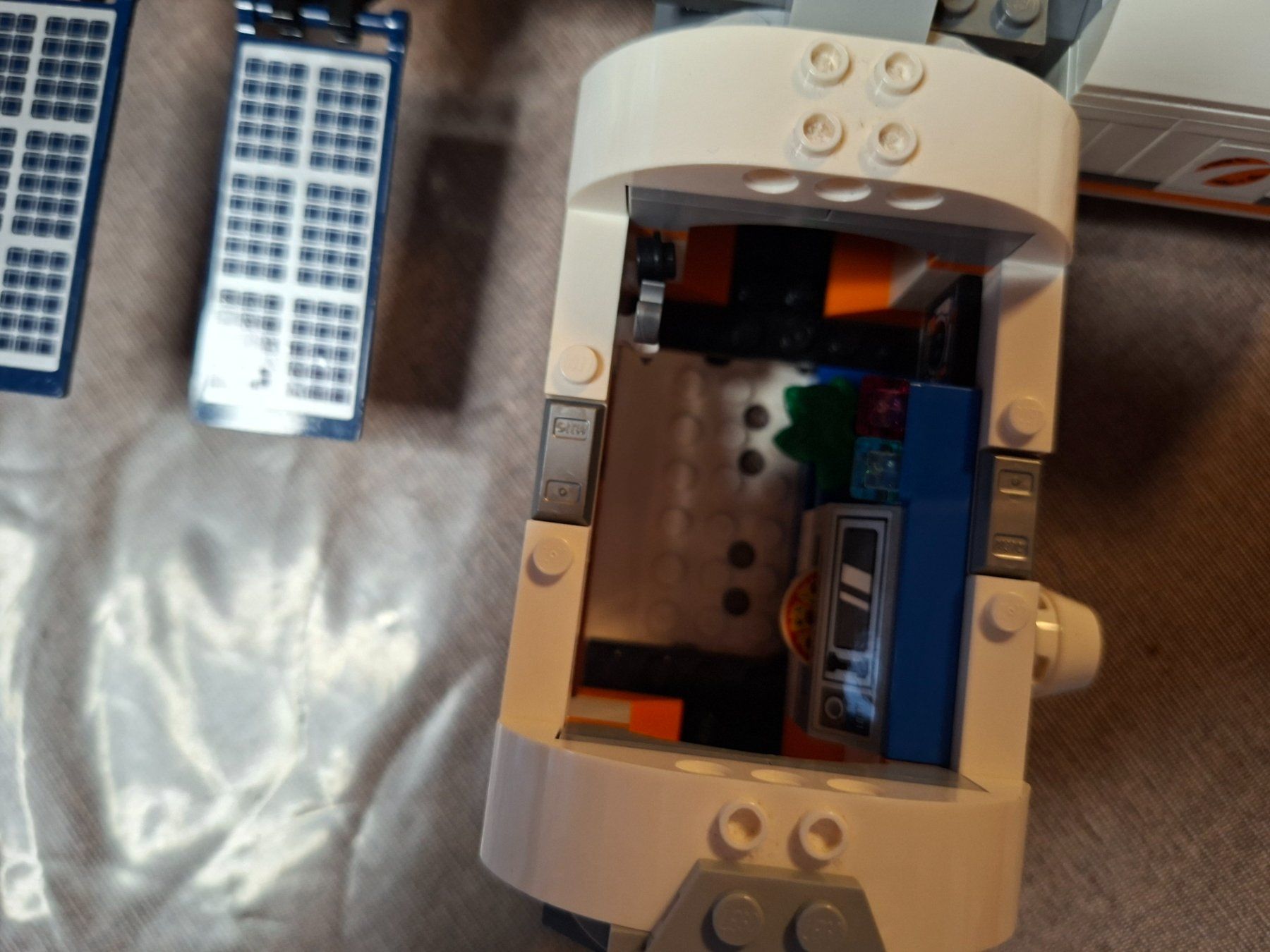 Lego Kit di costruzioni: Lego City - Navette Spatiale Exploration - Modèle 60227 – Usato da Montmollin venduto da islachat 5