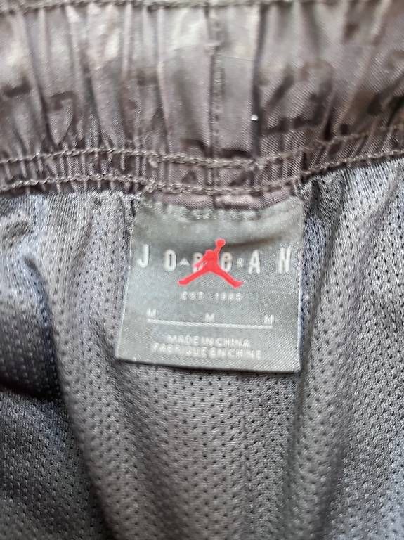 Pantaloni: Magnifique short Nike taille M – Usato da Yverdon-les-Bains venduto da car_xd5s 3