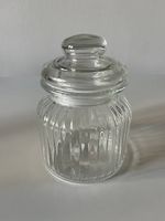 Kleines Vorratsglas / Aufbewahrungsglas