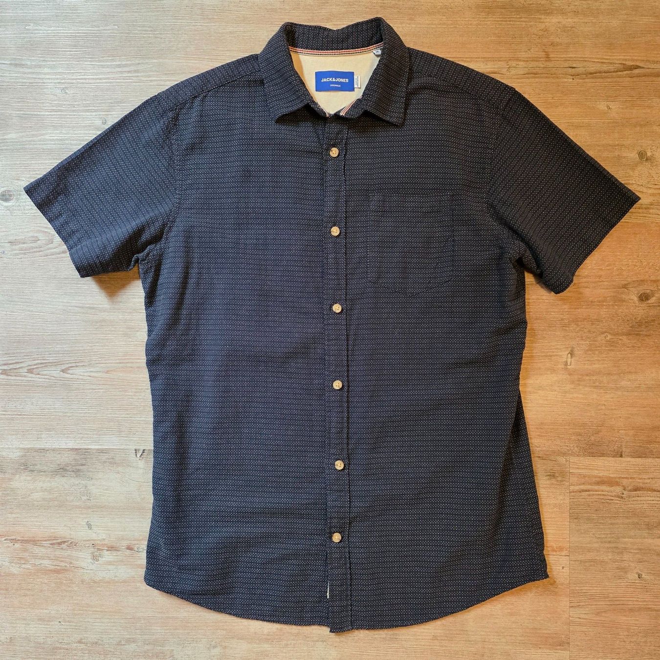 Hemden: Chemise manches courtes – Gebraucht aus Porrentruy von Nos_petites_affaires
