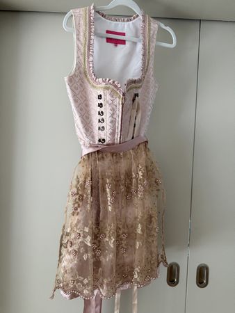 Rosa Dirndl von Krüger Madl, Grösse 36, Top Zustand!