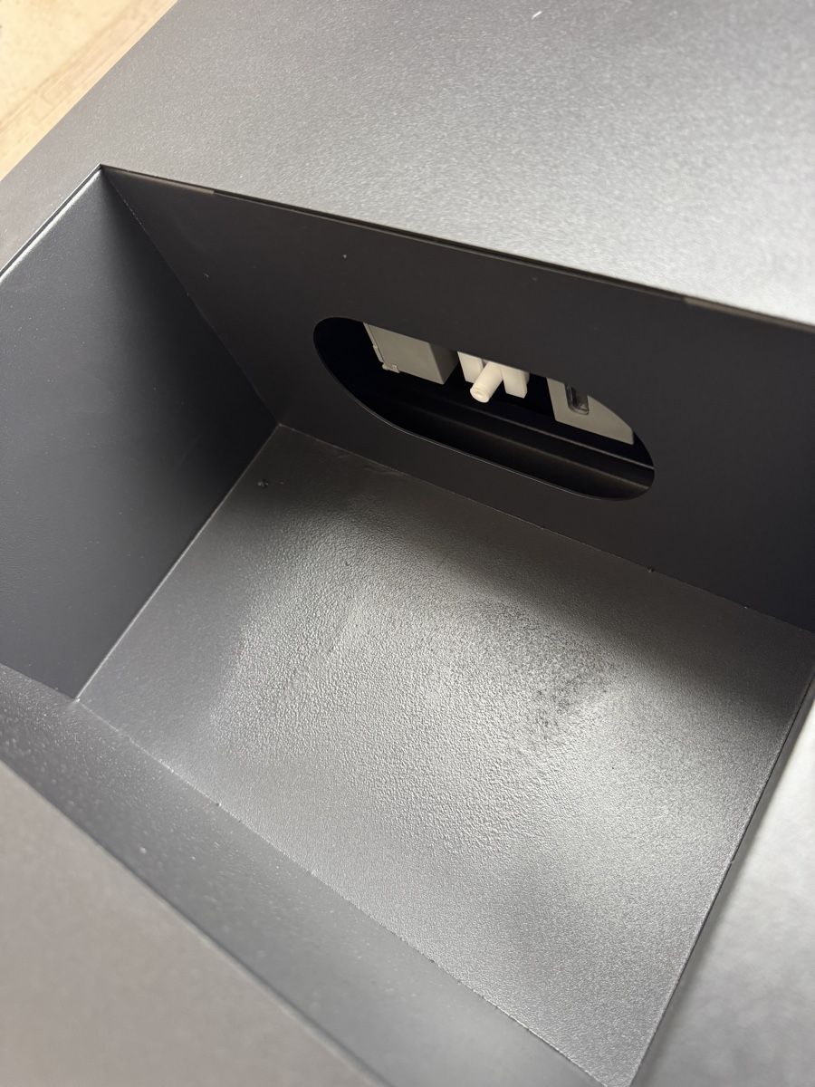 Veicoli elettrici: Digitale Kundenstopper Neu 4 Stk – Nuovo e nell'imballaggio originale da Härkingen venduto da 1S. 6