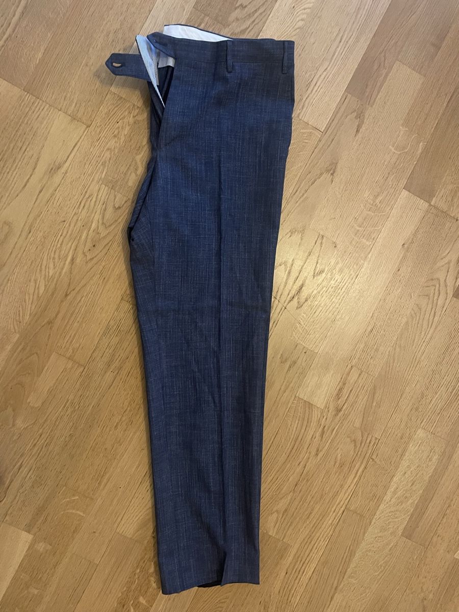 Pantaloni: Corneliani trousers 50 – Nuovo (secondo la descrizione) da Zürich venduto da car_sc6v