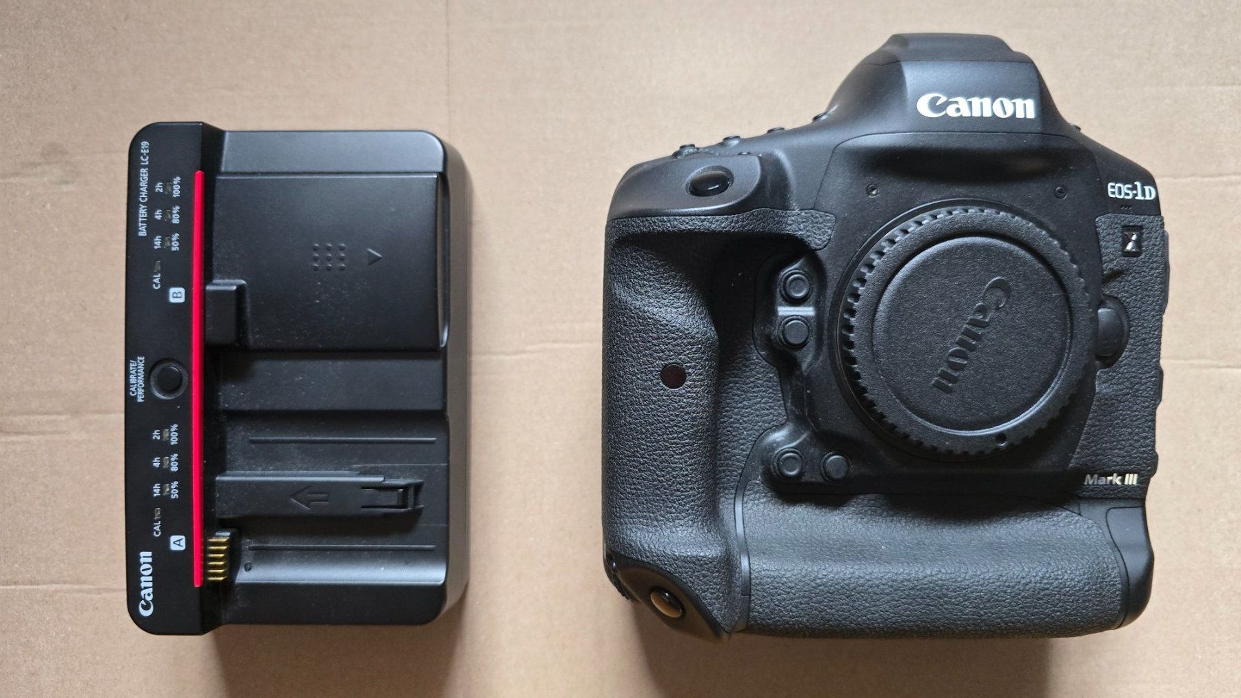 Canon Fotocamera: Canon EOS 1DX Mark III boitîer nu – Usato da St-Sulpice VD venduto da nef_tr95 3