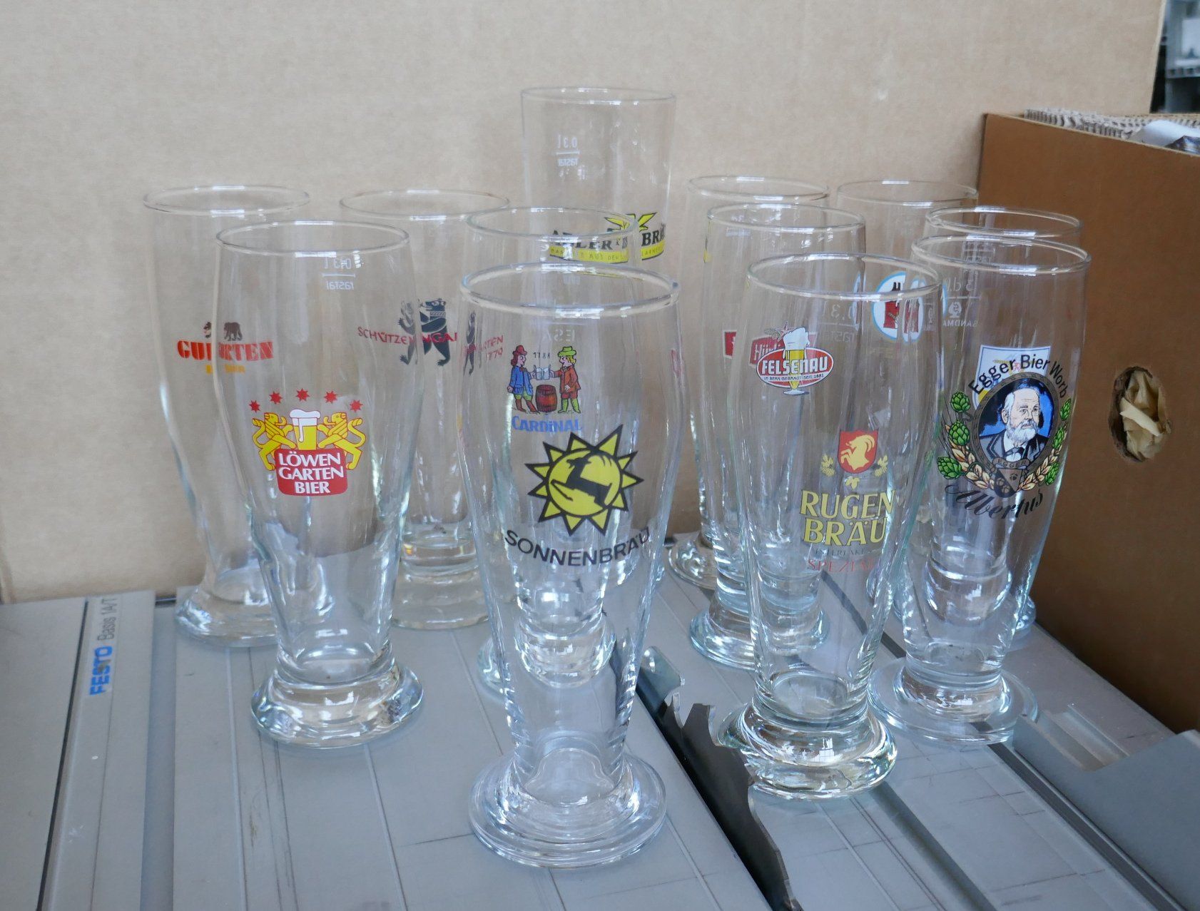 Bicchieri: Biergläser  .  29 Stangen – Usato da Zollikofen venduto da Willmac