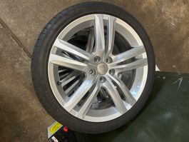 Seat Leichtmetallfelgen 17 Zoll gebraucht 215/40 R17