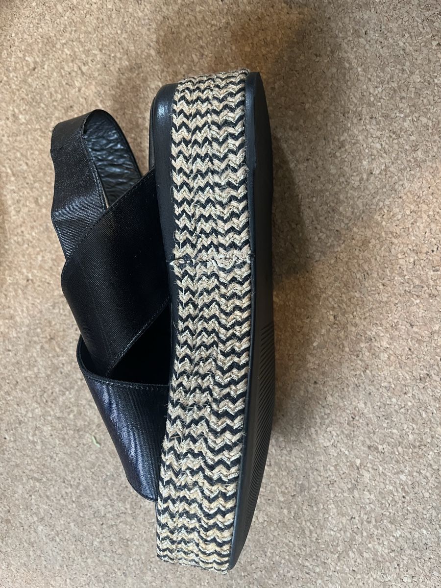 Damenschuhe: Plateau Sandalen Leder/Textil schwarz Gr. 36 eher 38 – Gebraucht aus Zuchwil von MLV92 4