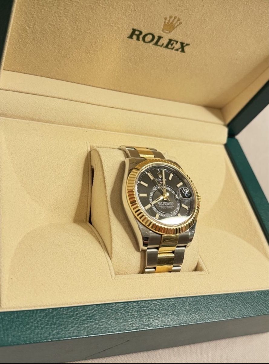Rolex Orologi: Rolex Sky-Dweller Gold/Stahl 2019 – Usato da Kerzers venduto da med_f5rb 1