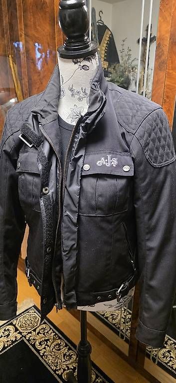 Jacken: Damen Motorradjacke, wie Neu – Gebraucht aus Kaufdorf von Nati-Nati