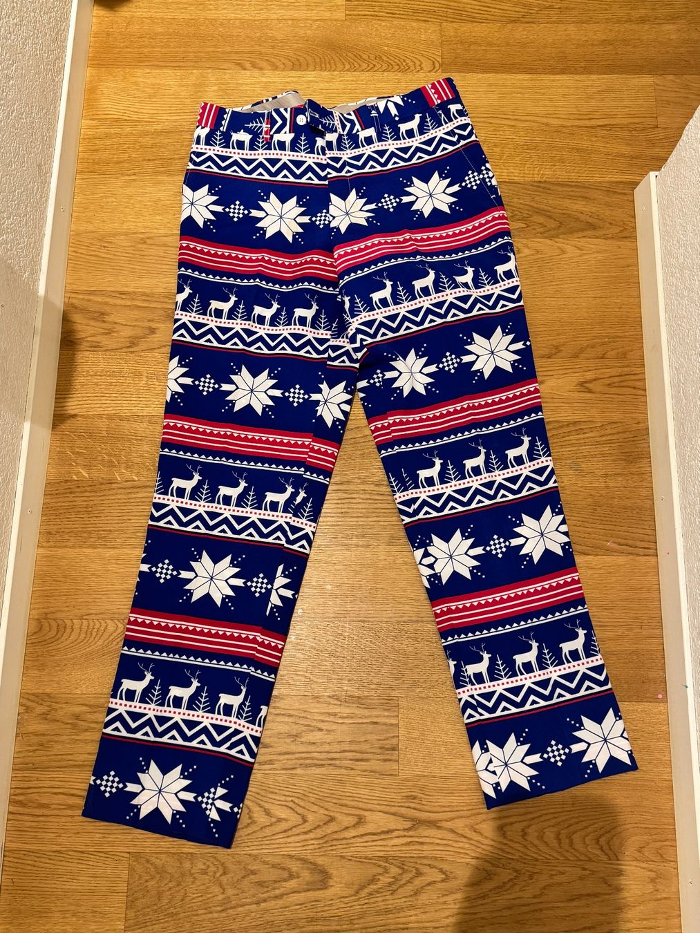 Completi: Anzug mit Winter X-mas Design – Usato da zürich venduto da oives22 4