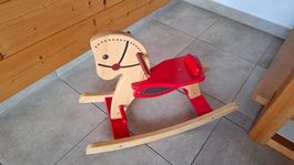 Cheval a bascule en bois