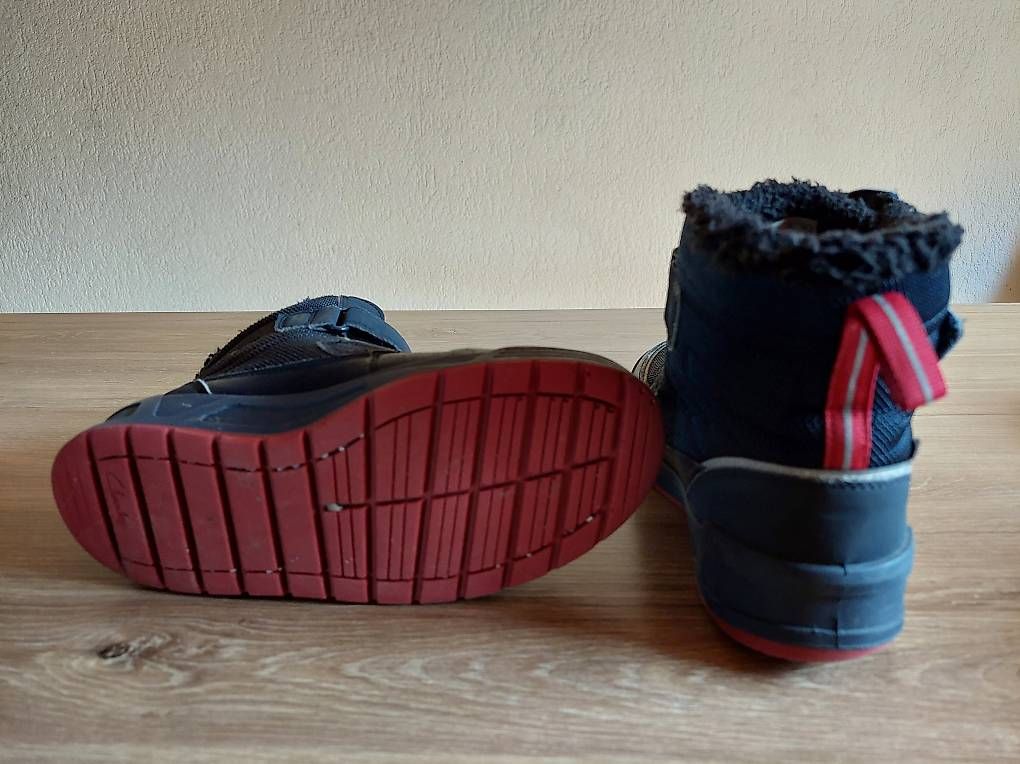 Clarks Scarpe per ragazzi: Clarks Jungen Boots Stiefel Gr. 35 – Usato da Burgdorf venduto da W31S 3