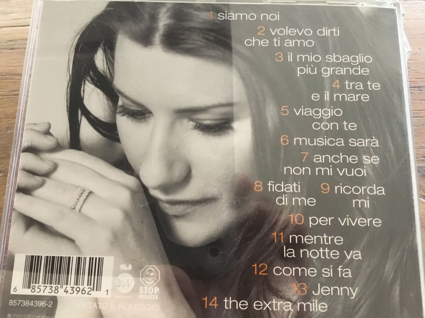 CDs: Laura Pausini "Tra te e il mare" CD  🥒 – D'occasion à Thierachern par sweden08 1