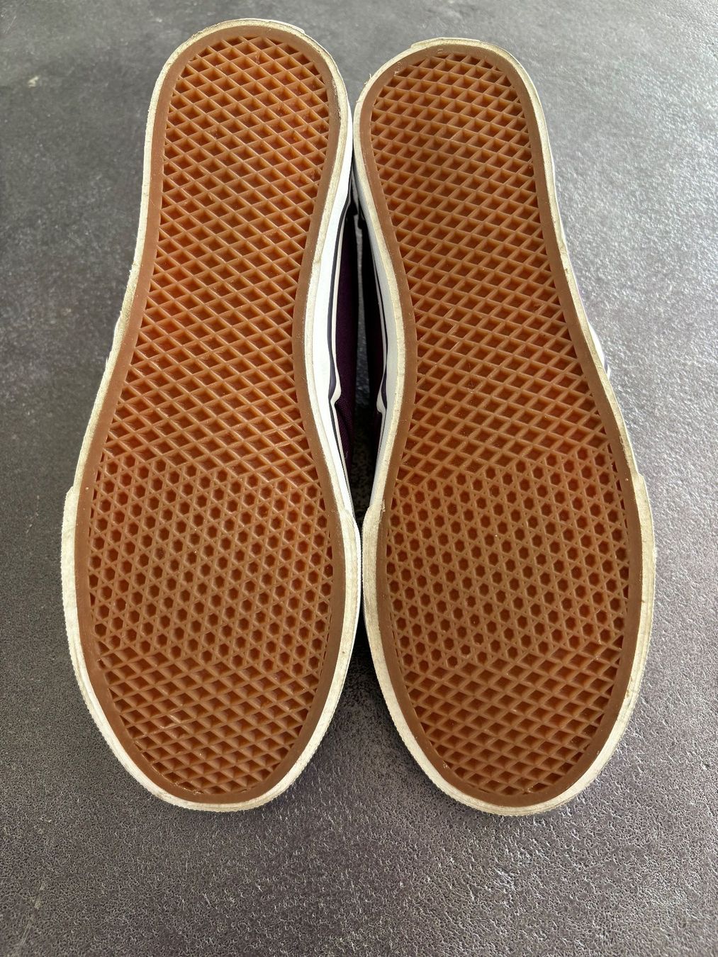 Vans Scarpe da donna: Damen Sneakers Vans Lila Grösse 37 – Usato da Flawil venduto da HeisseReifen 8