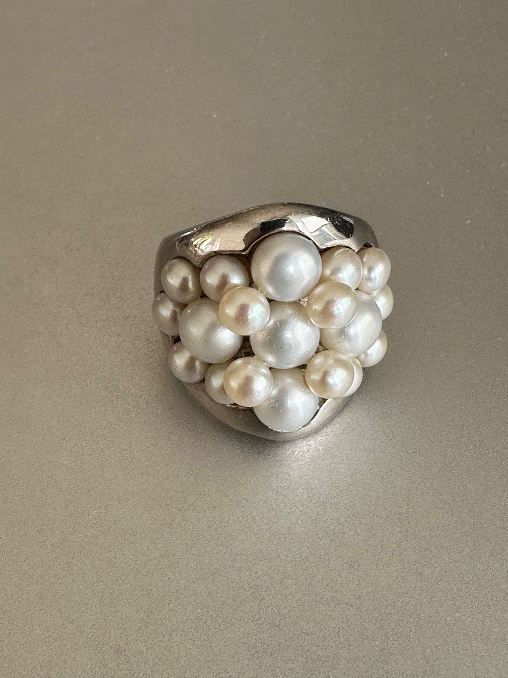 Anelli: Vintage 925er Silber Ring mit echten Perlen: 56-57 – Usato da Onex venduto da Antiqueshow
