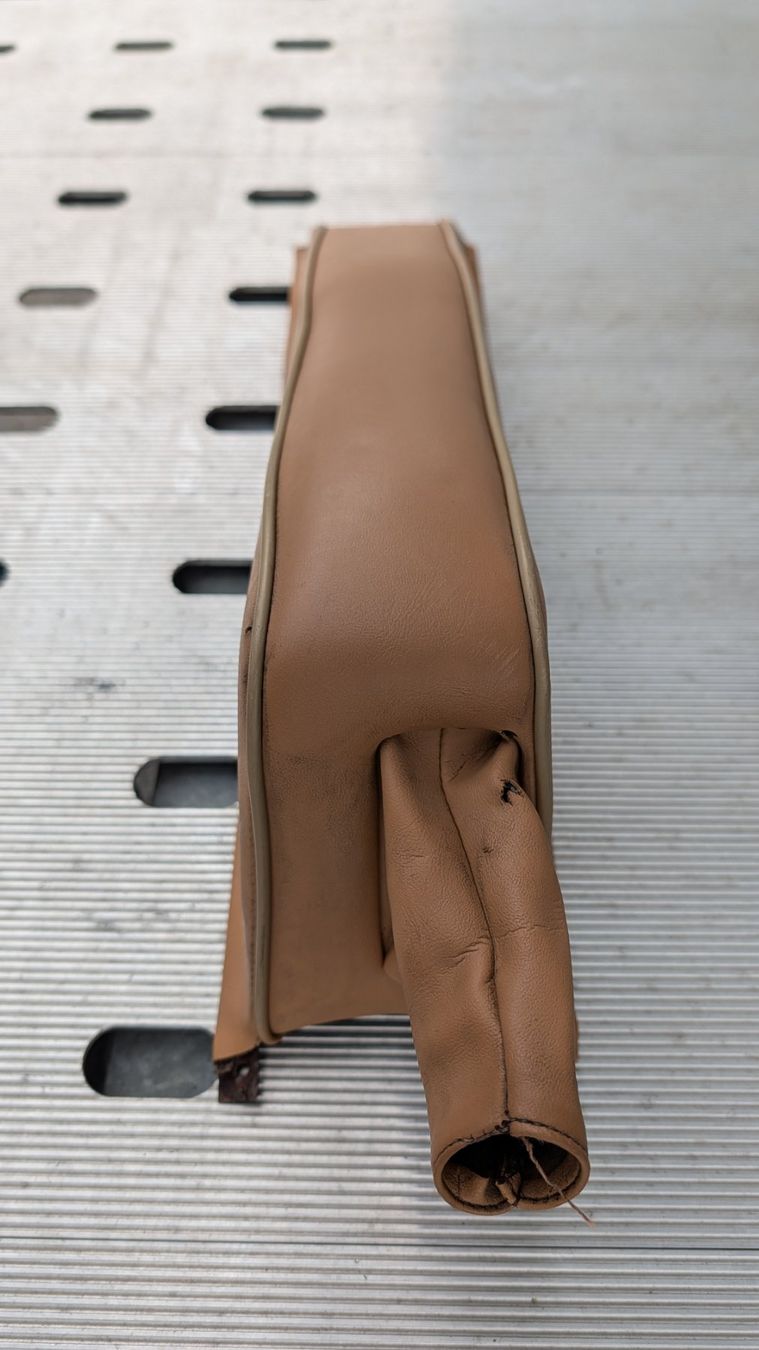 Triumph Tutti pezzi di ricambio auto: Mittelkonsole für Triumph GT6 oder Spitfire – Usato da Wuppenau venduto da Signum001 4