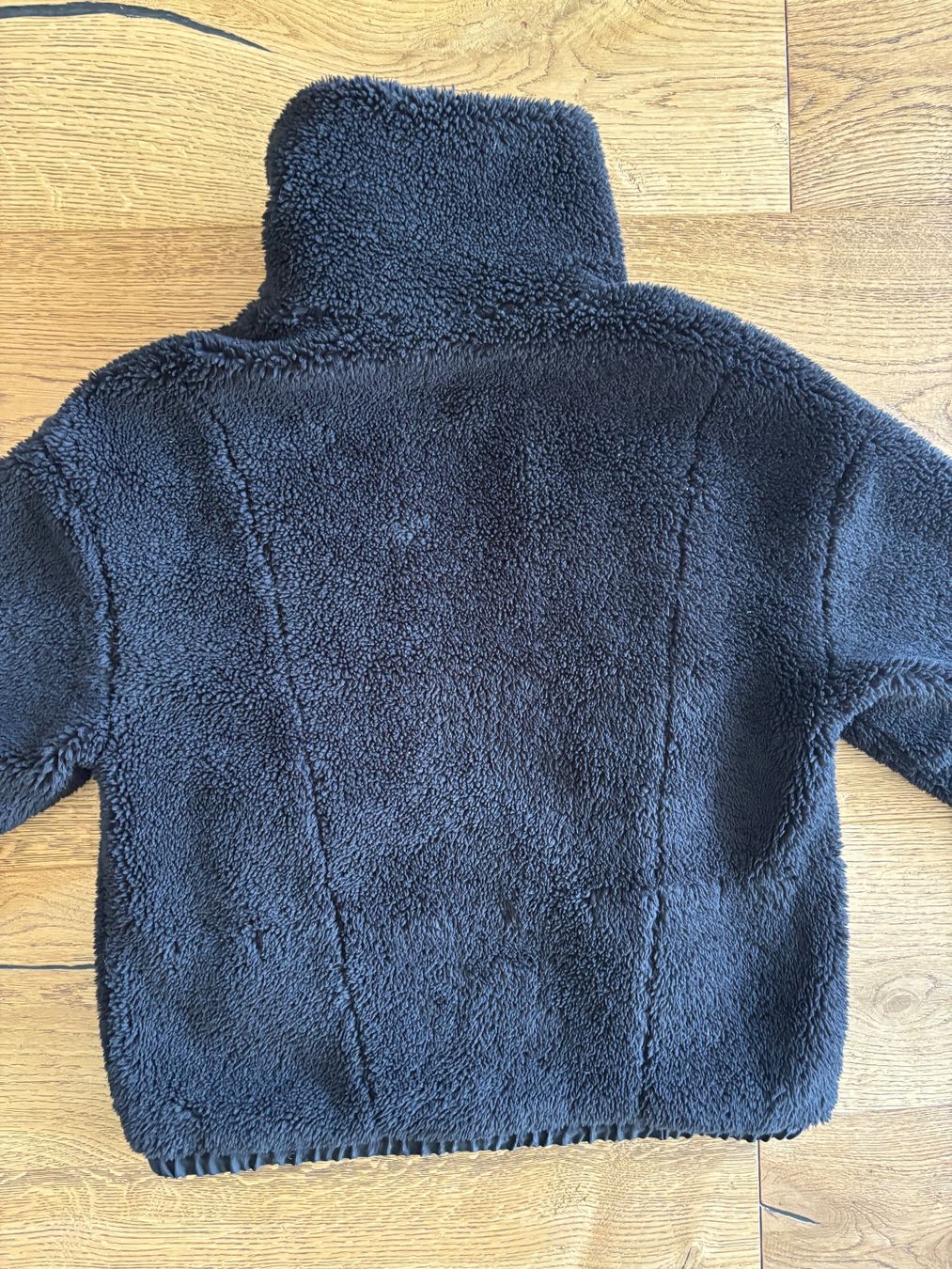 Maglioni & Felpe: Varley Teddy Pullover Schwarz – Grösse S – Usato da Baar venduto da kat_r9q8 1