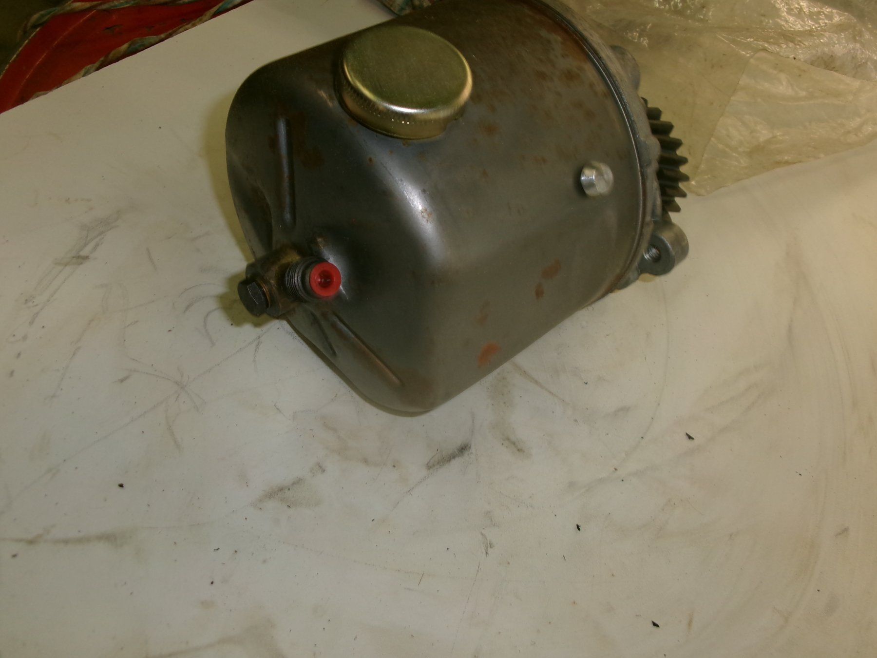 Bührer Trattori: Bührer / Ford - Traktoren - Sauer / Danfoss -Lenkhilfspumpe – Nuovo (secondo la descrizione) da Eschenbach SG venduto da GM-29 2